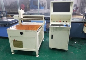 Small special-shaped glass cutting machine
