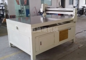 Automatic glass cutting machine